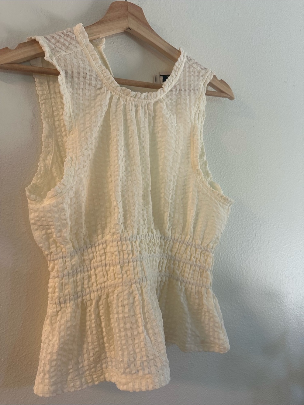 Maeve Cream Textured Smocked Peplum Tank sheer size M - Picture 5 of 6